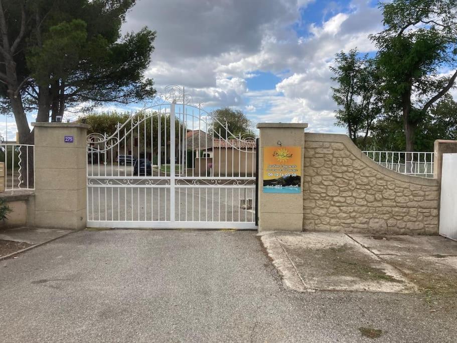 Studio « Saint-Petersbourg » A Avignon Kültér fotó